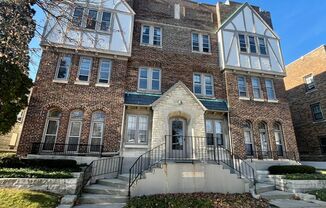 2631 N Cramer