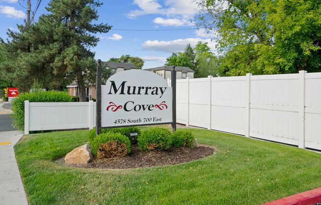 Convenient Murray Location!