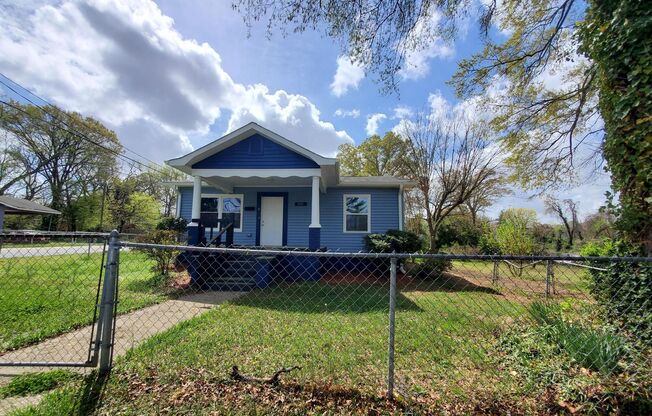 COMING SOON! Live in Comfort & Style – Renovated 3-Bedroom in Statesville Ave Terrace!