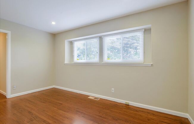 Gorgeous ADU Apartment | Washer/Dryer | Private Entrance