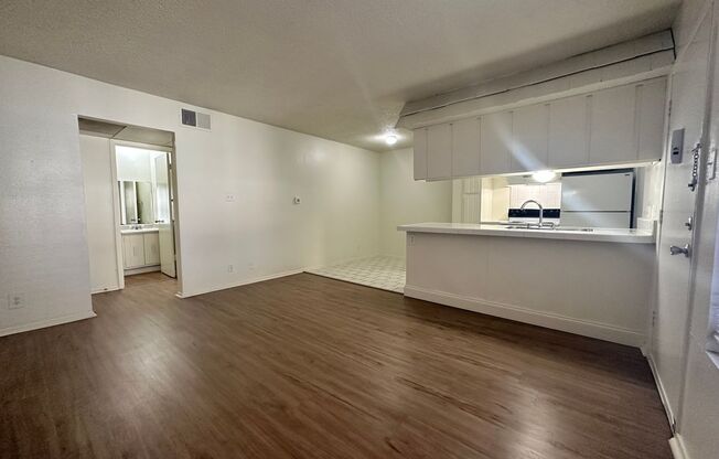 1 bed, 1 bath, 650 sqft, $1,289, Unit SUX-219