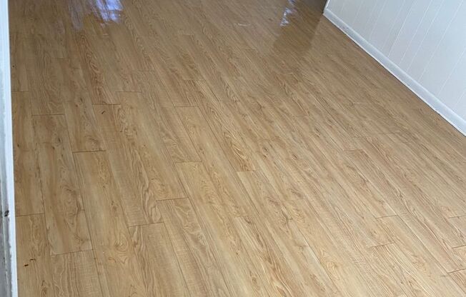 2 beds, 1 bath, 675 sqft, $725, Unit 441 Winfield-Unit 01