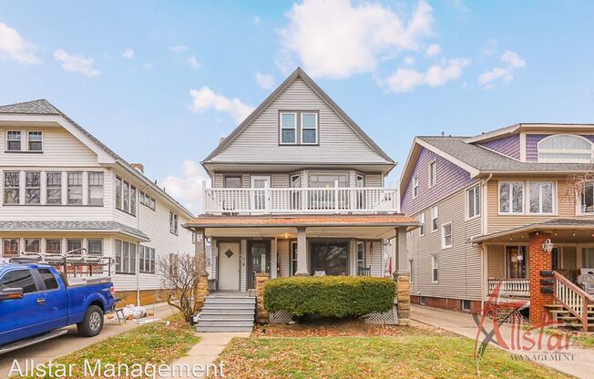 1302 W 102nd Street, Triplex