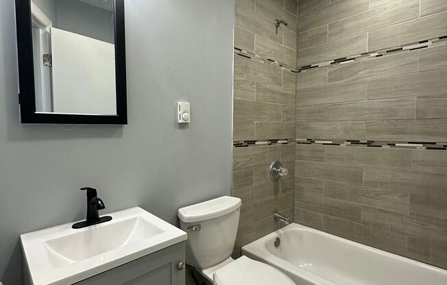 2 beds, 1 bath, $2,397