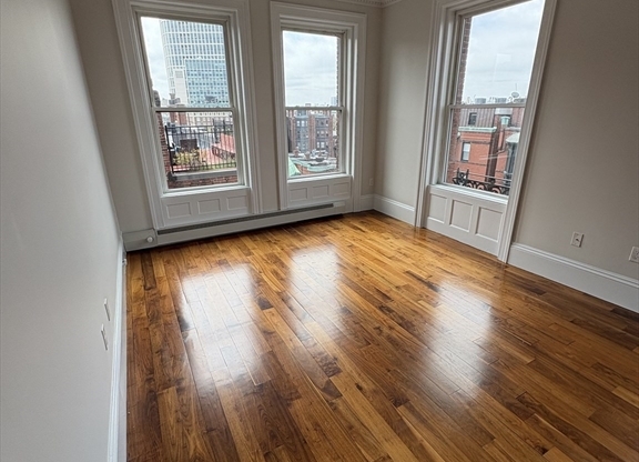 483 Beacon St