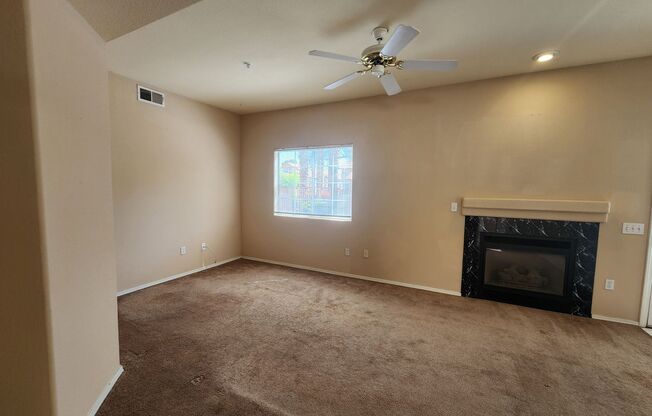 2 beds, 2 baths, $1,450, Unit # 1612