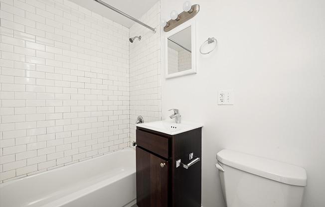 1 bed, 1 bath, 698 sqft, $2,195, Unit 408