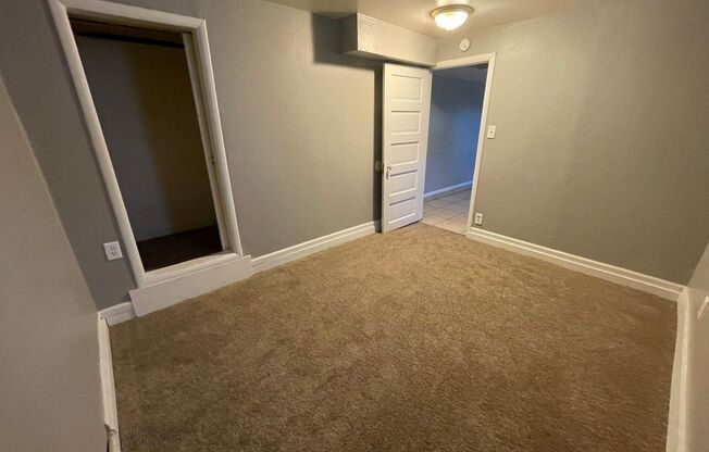 1 bed, 1 bath, 560 sqft, $1,080, Unit 2