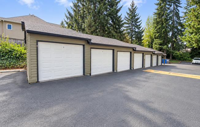 1 bed, 1 bath, 585 sqft, $1,795, Unit A03