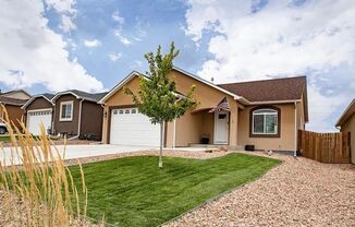 3 beds, 2 baths, $2,300