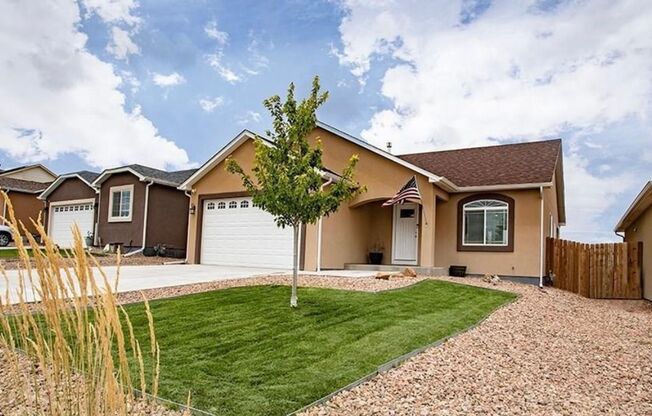 3 beds, 2 baths, $2,300