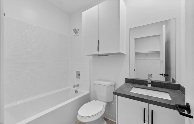 Studio, 1 bath, 347 sqft, $1,895, Unit Unit 7