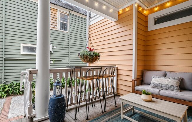 Rutledge Retreat- 234 Rutledge Avenue, Unit A