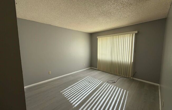 2829 Santa Barbara Blvd