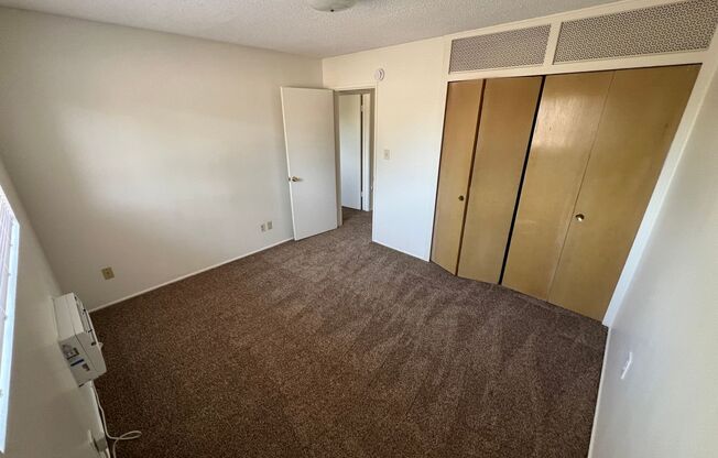 2 beds, 1 bath, $1,695