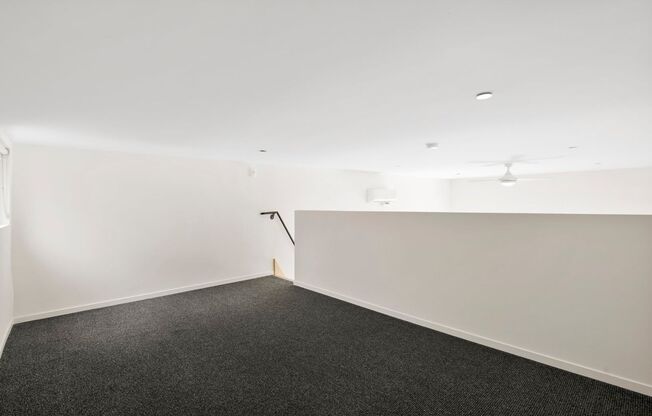 1 bed, 1 bath, 648 sqft, $2,195, Unit 3042