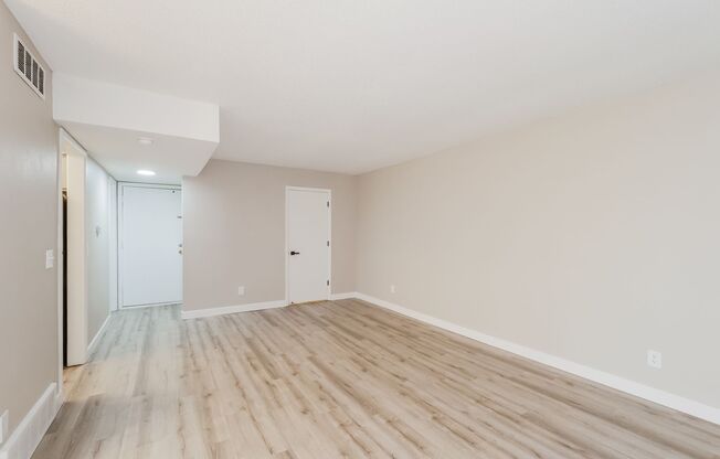 Studio, 1 bath, 506 sqft, $925, Unit 6200-304