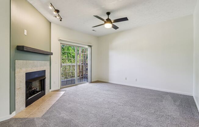 1 bed, 1.5 baths, 1,100 sqft, $1,565