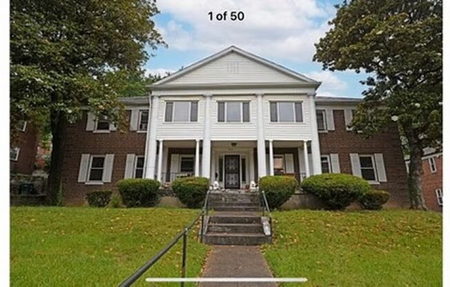 Beautiful RECENTLY REMODELED HISTORIC HOME in beautiful Paddock Hills.