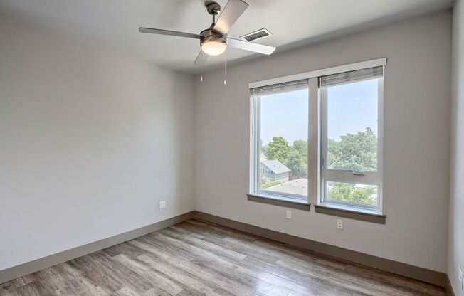 4 beds, 4 baths, 1,094 sqft, $2,900, Unit 202