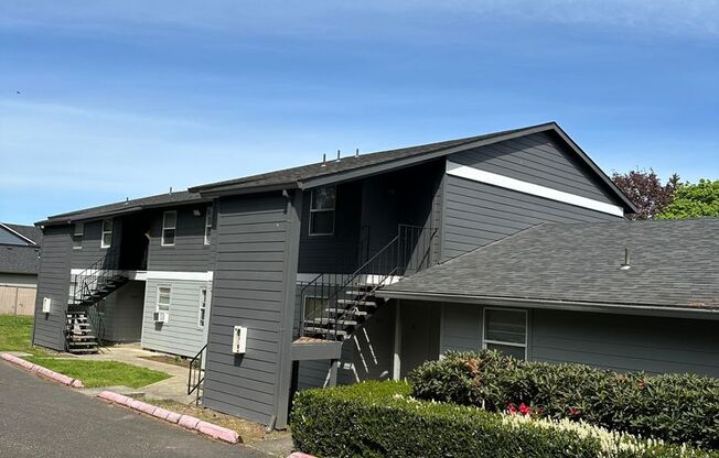 Walnut Grove Apartments