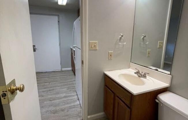 Studio, 1 bath, 400 sqft, $665, Unit 7697