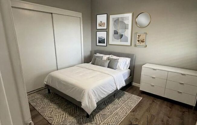 2 beds, 1 bath, 750 sqft, $1,900, Unit Unit #40