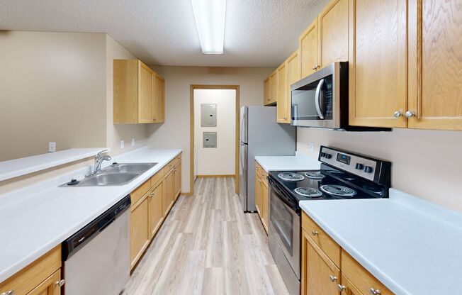 2 beds, 1 bath, 1,023 sqft, $1,225, Unit 3101-118