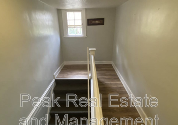 253 Eastern Ave SE