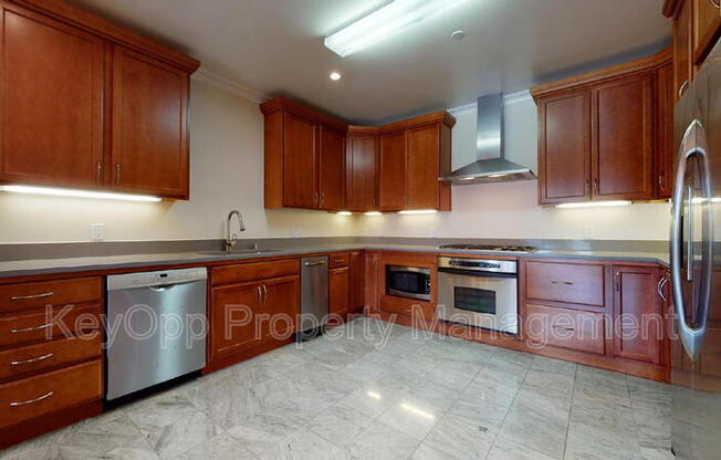 432 26 AVE