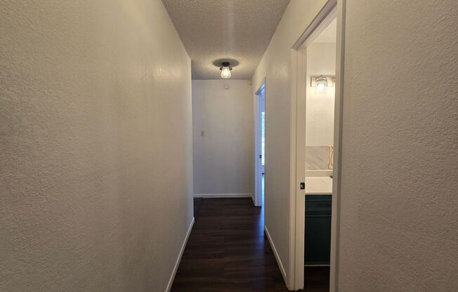 3 beds, 2 baths, $1,350