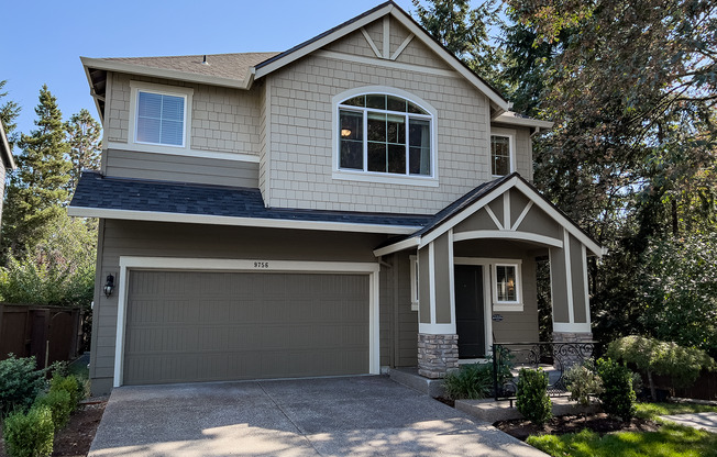 Beautiful Beaverton 5Bd x 3Ba House ~ Near Nike, Intel and Mountainside HS! Low Maintenance Yard!