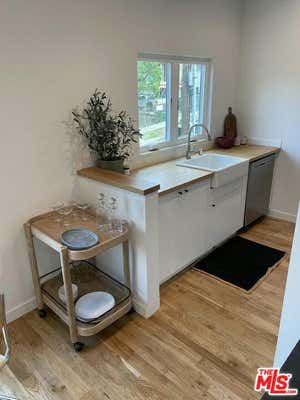 Studio, 1 bath, 600 sqft, $2,095, Unit 4