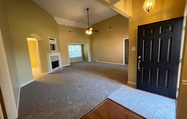 Fenced in back yard! Split bedroom floor plan! Pets are owner's approval, fees do apply.