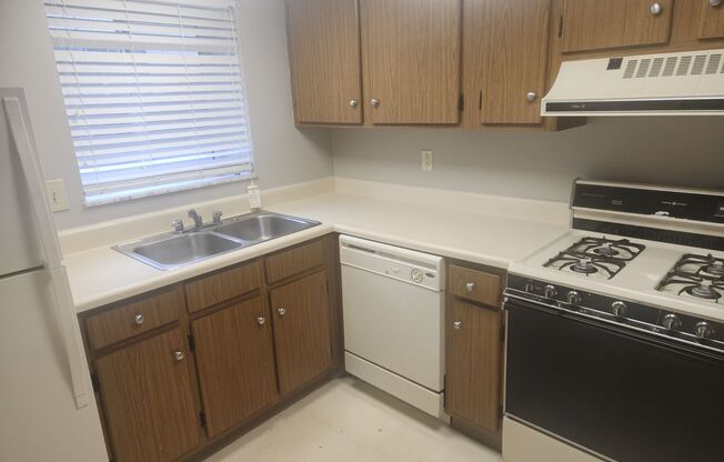 1 bed, 1 bath, 832 sqft, $1,219, Unit WG2-109