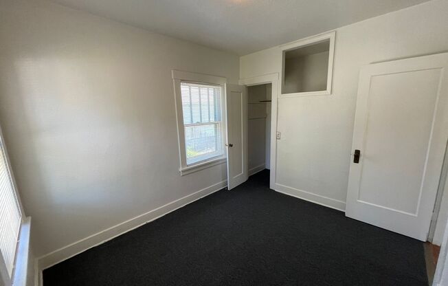 2 beds, 1 bath, $1,775