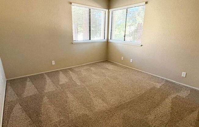 1 bed, 1 bath, 667 sqft, $1,600, Unit 2