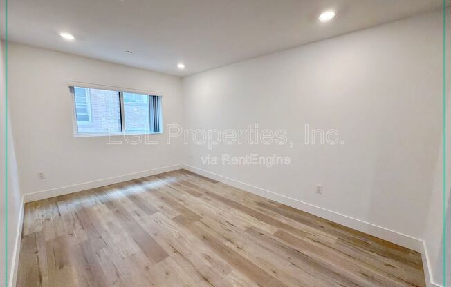 1 bed, 1 bath, 607 sqft, $2,350, Unit 602