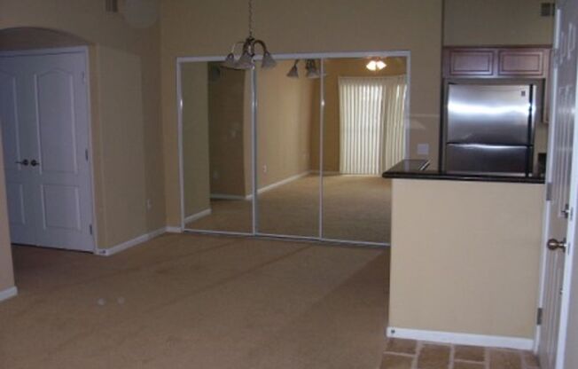 1 bed, 1 bath, $1,295, Unit #102