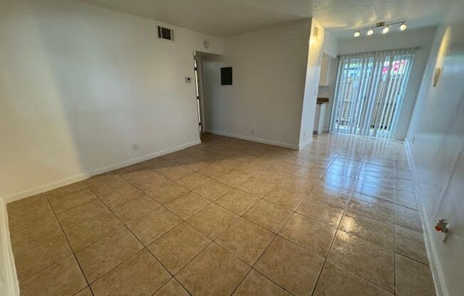100 SW 10th St Ft. Lauderdale, FL 33315