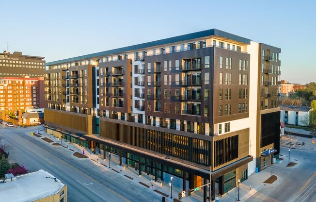 Thirty Seven West Farnam