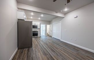 3 beds, 3 baths, $1,495, Unit 355C