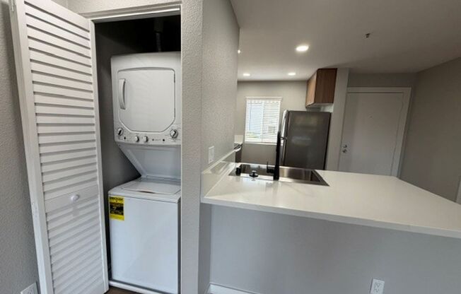 1 bed, 1 bath, 748 sqft, $2,675, Unit F-410