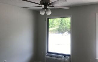 Studio, 1 bath, 288 sqft, $800