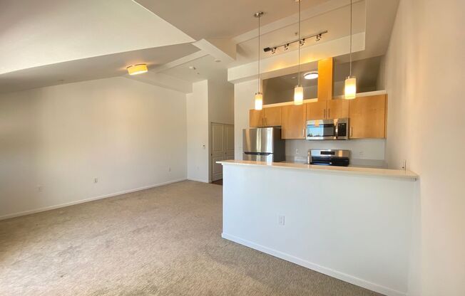 1 bed, 1 bath, 600 sqft, $2,295, Unit 1505-A
