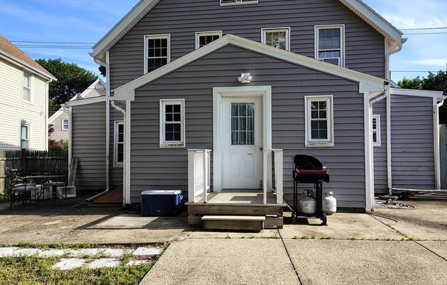 133 BATES AVE