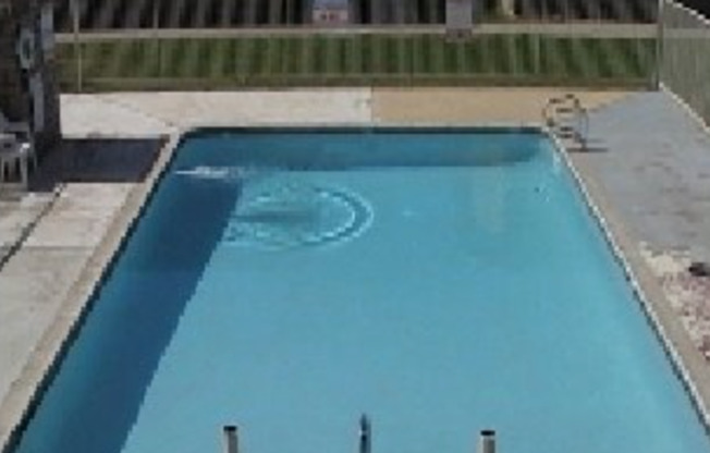 2 beds, 1 bath, 790 sqft, $1,495, Unit 18