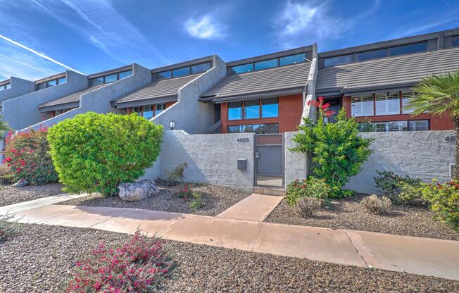 2 Bedroom + Loft + 2 Bathroom + 2 Car Garage Townhouse in Old Town Scottsdale with Heated Community Pool