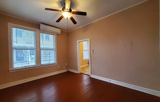 1 bed, 1 bath, 636 sqft, $950, Unit 2 (L)