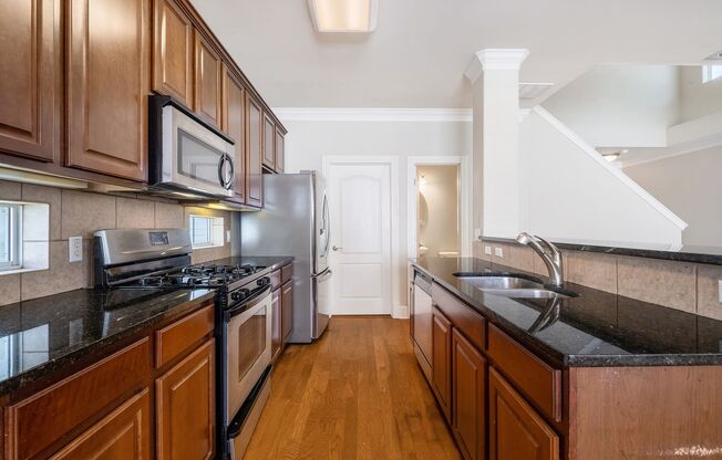 Urban Elegance: Gated Luxury Condo Minutes from Downtown